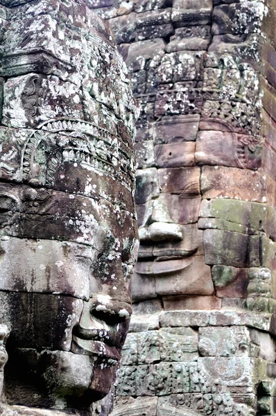 Πρόσωπα του καμποτζιανού βασιλιά — Φωτογραφία Αρχείου