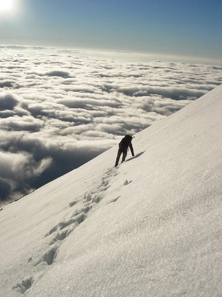 Horolezec ve Vysokých Tatrách — Stock fotografie