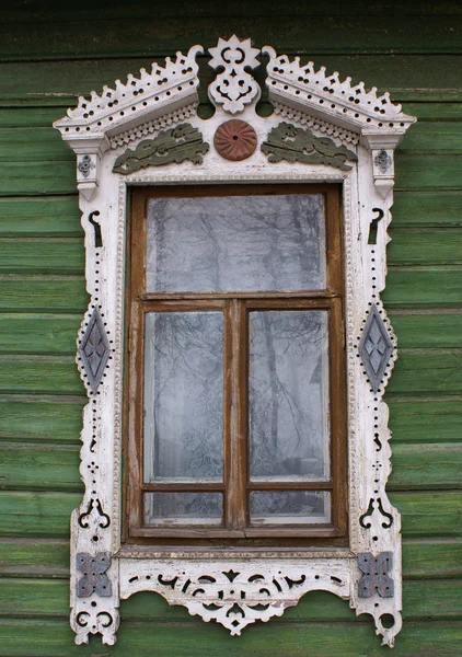 Vanhat ikkunat — kuvapankkivalokuva