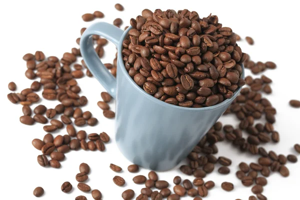 コーヒー豆とコーヒーカップ — ストック写真