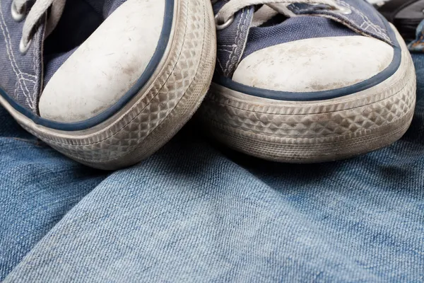 Sneakers and jeans — Stock Photo, Image