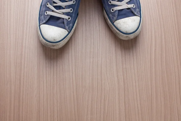 双蓝色运动鞋 — 图库照片
