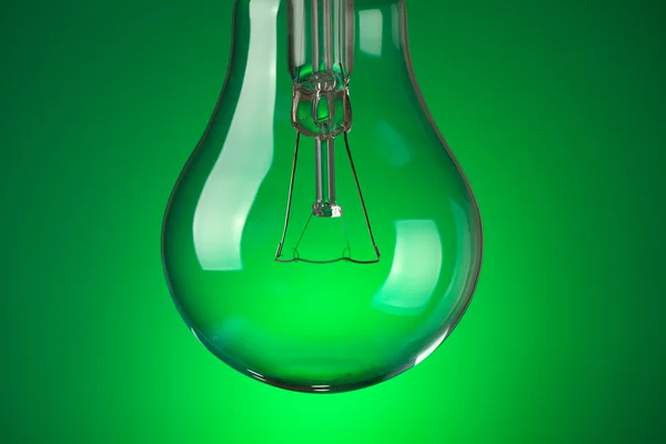 緑色の背景で電球の詳細 — ストック写真