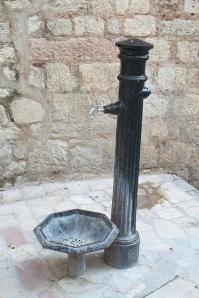 Eski su pompası — Stok fotoğraf