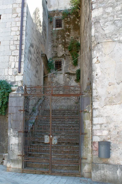 Starověké brána — Stock fotografie