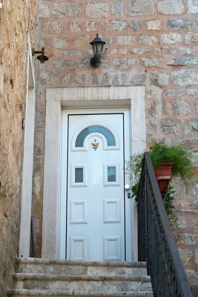 Drzwi — Zdjęcie stockowe