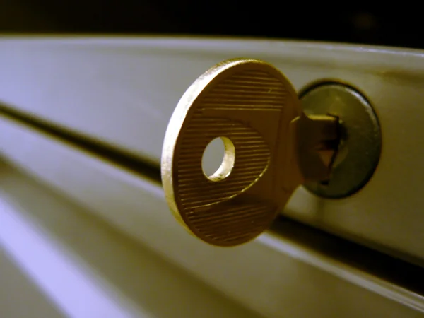 Chiave in serratura — Foto Stock