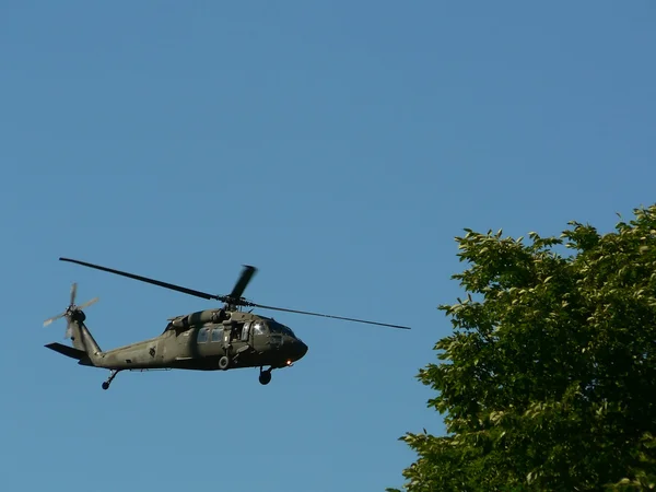 Вертоліт - нам військових — стокове фото