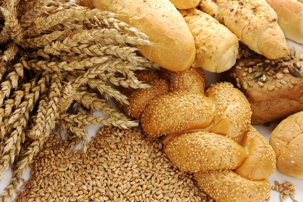 Wheat, grain, buns and rolls — Zdjęcie stockowe