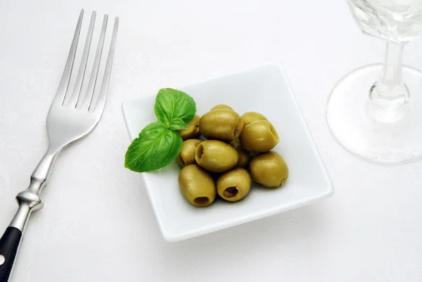 Оливки на стіл — стокове фото