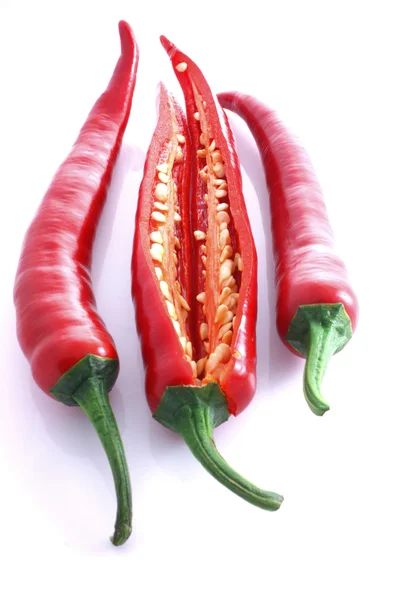 Três chili vermelhos — Fotografia de Stock