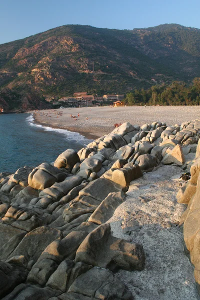 Seaside with stones — Stock Photo, Image