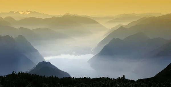 Mountain panorama — Stock Photo, Image