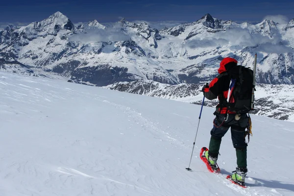 Alps snowshoeing — Stok fotoğraf