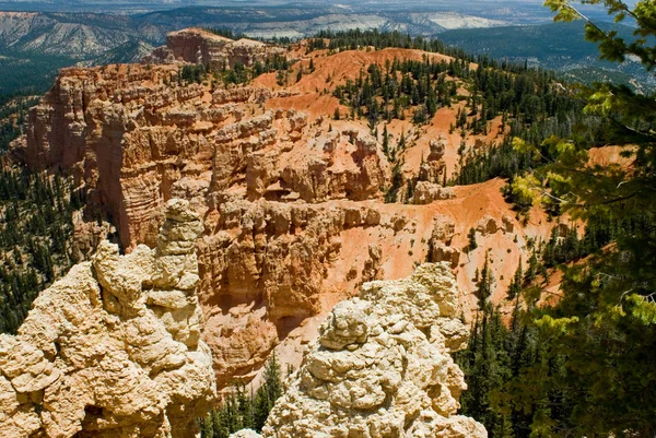 Formación de roca roja en el parque del cañón de Bryce —  Fotos de Stock