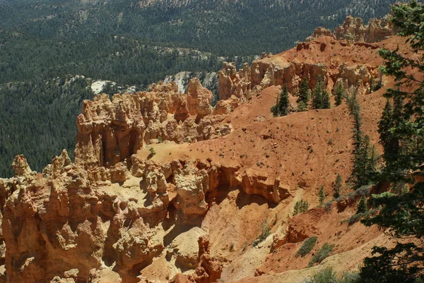 Formation de roches rouges dans le parc Bryce Canyon — Photo