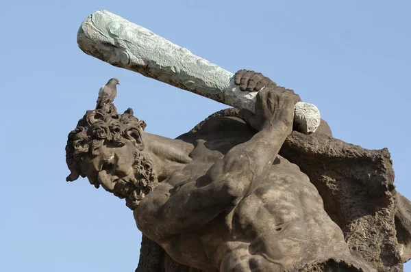 Hercules with bird on the head — Stock Photo, Image