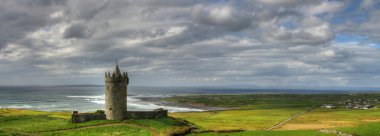 Doonaghore Castle clipart