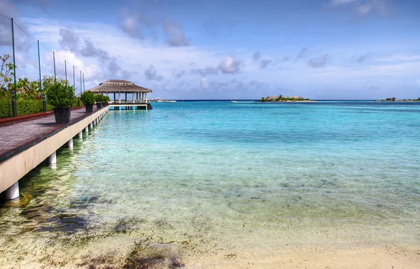 Malediven azurblaue Bucht — Stockfoto