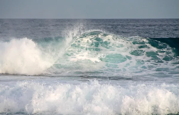 モルディブの波 — ストック写真