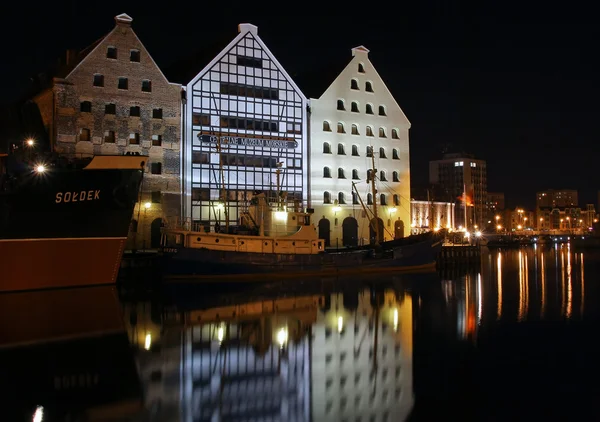 Gdansk à noite .. — Fotografia de Stock
