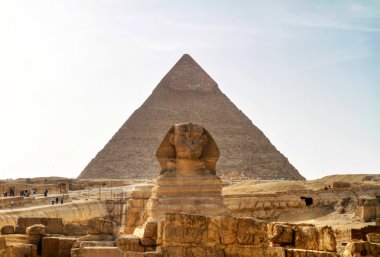 Sphinx and Chefren pyramid