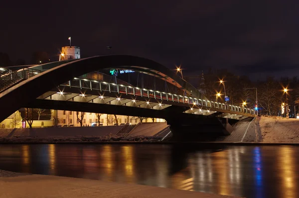 Bro på natten Stockfoto