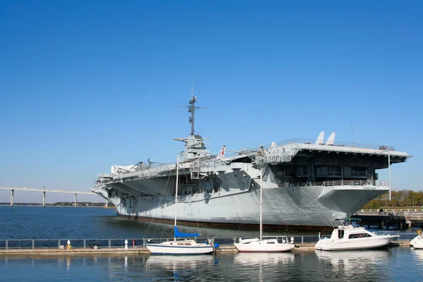 USS Yorktown Aircraft Carrier — Foto de Stock