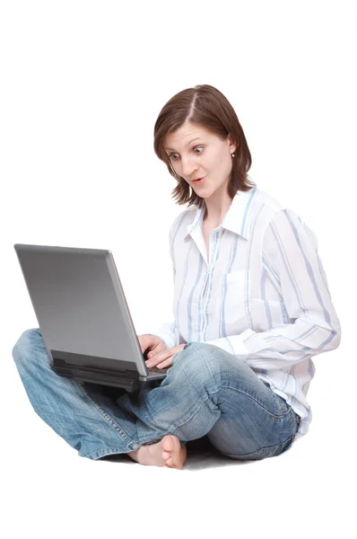 Femme incroyable avec ordinateur portable — Photo