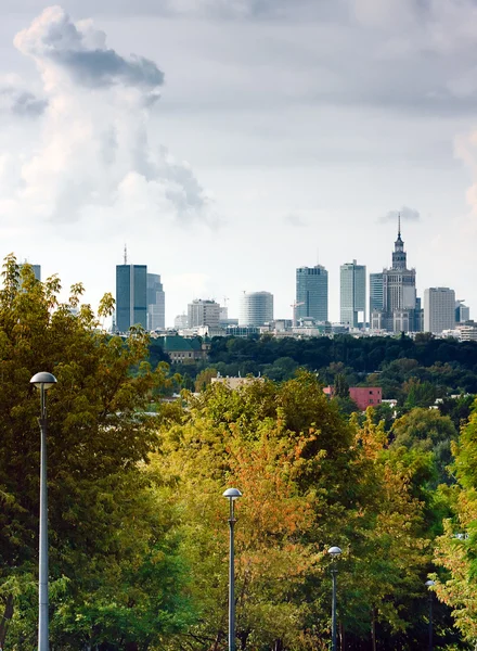 Panorama miasta, Warszawa w chmury, Polska — Zdjęcie stockowe
