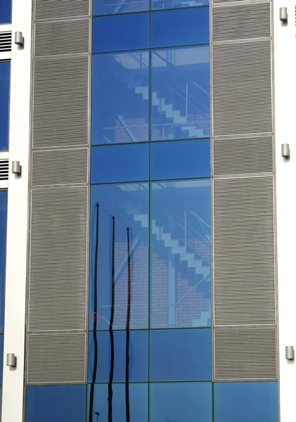 Modernes Firmengebäude — Stockfoto