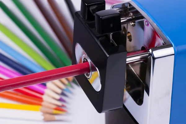 Kézi ceruzahegyező és a ceruza — Stock Fotó