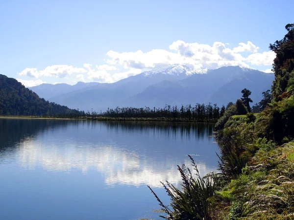 Mountain Reflections, Новая Зеландия — стоковое фото