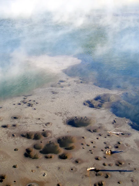 Геотермальна бруду і води — стокове фото