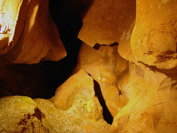 Antike Höhlen von Borneo. — Stockfoto