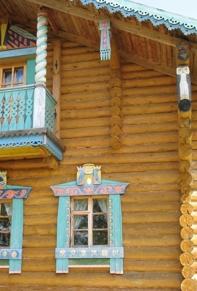 Rosyjski styl. drewniane bunkier — Zdjęcie stockowe