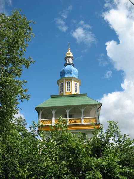 Pskovo Pečerskij klášter Nanebevzetí — Stock fotografie