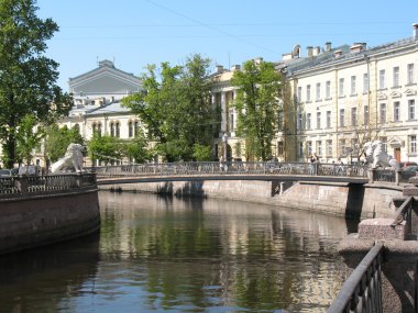 Sint-petersburg. Leeuw brug