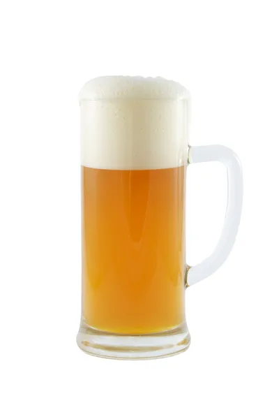 Taza de cerveza con aislamientos de cerveza en blanco . — Foto de Stock