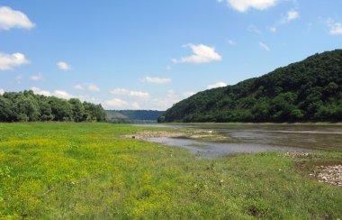 çayır Nehri üzerinde