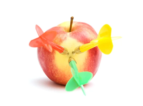 Manzana con tres dardos — Foto de Stock