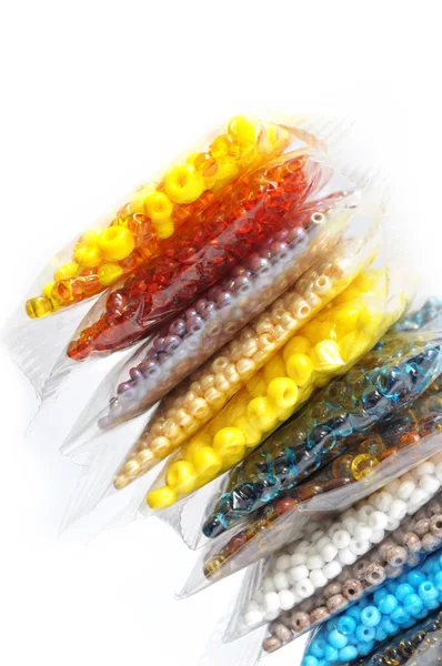 Zusammensetzung der farbigen Perlen — Stockfoto