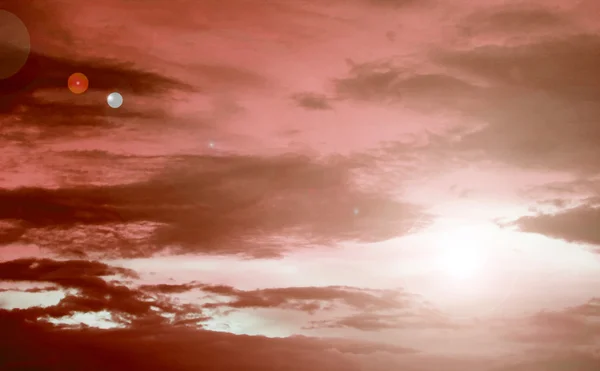 Красное небо — стоковое фото