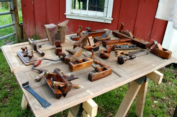 Antieke carptenter tools — Stockfoto
