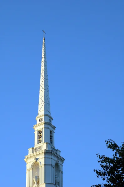 Chiesa campanile — Foto Stock