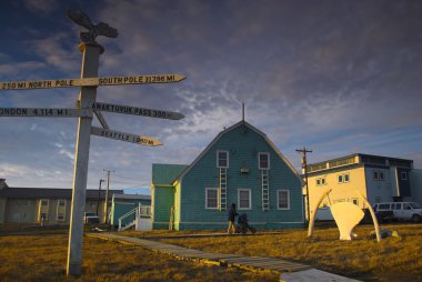 Northmost village clipart