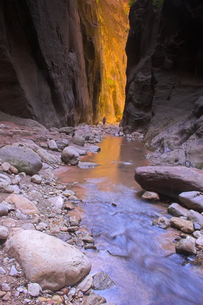 Kanyon dere ve nehirler — Stok fotoğraf