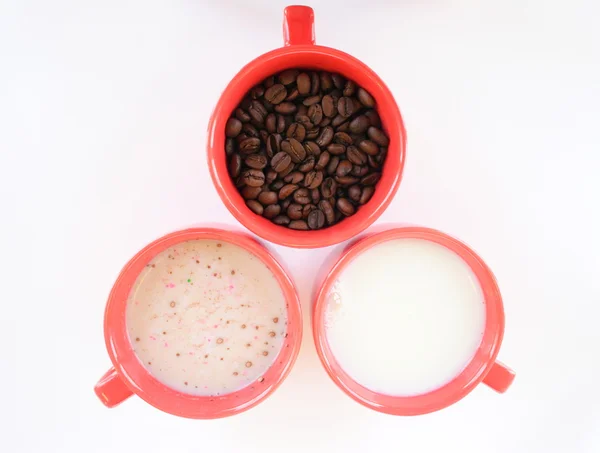 コーヒー、砂糖とミルク 3 カップ — ストック写真