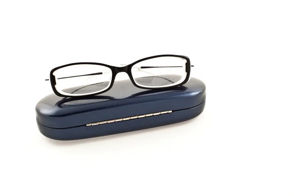 Glasögon på fodralet — Stockfoto
