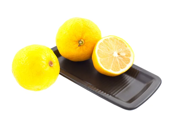 Dos limones con medio — Foto de Stock